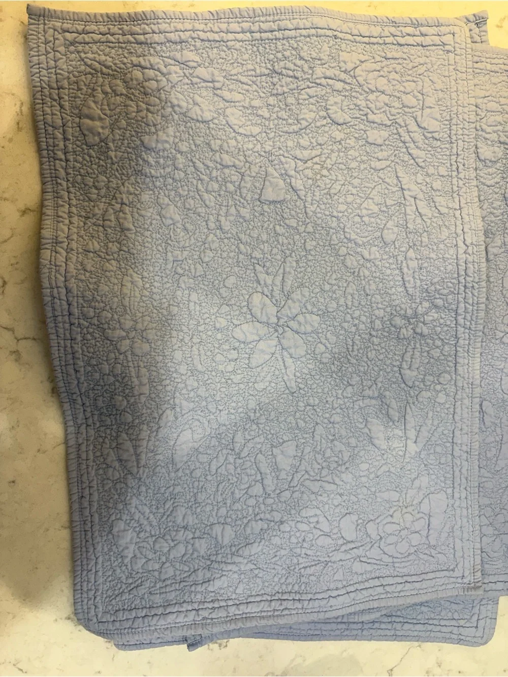 Williams Sonoma Light Blue & Soft Yellow placemats set of 8 cotton reversible